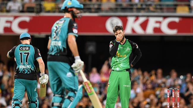 Stars captain Glenn Maxwell after being hit for 22 runs. (AAP Image/Dave Hunt) 