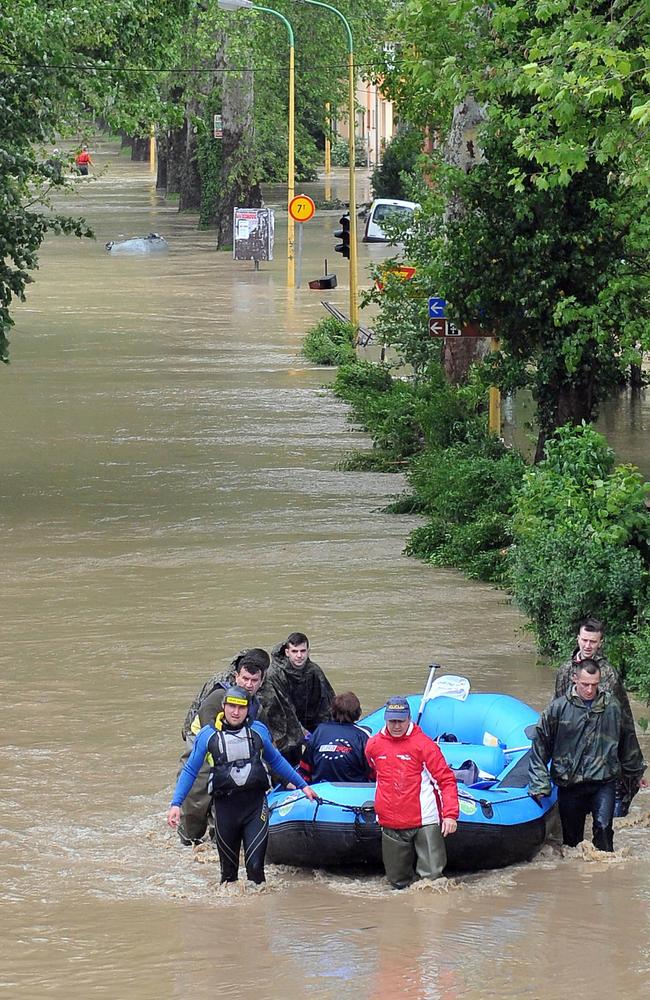 Flooding In Serbia Bosnia Kills 20 News Com Au Australia S Leading   5a061e659abcb5adf3fbe7c17a011fa0