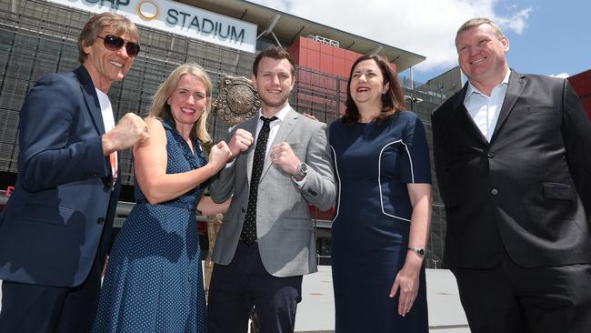 Glenn Rushton , Kate Jones, Jeff Horn, Annastacia Palaszczuk and Dean Lonergan together at Suncorp Stadium. Picture: Annette Dew