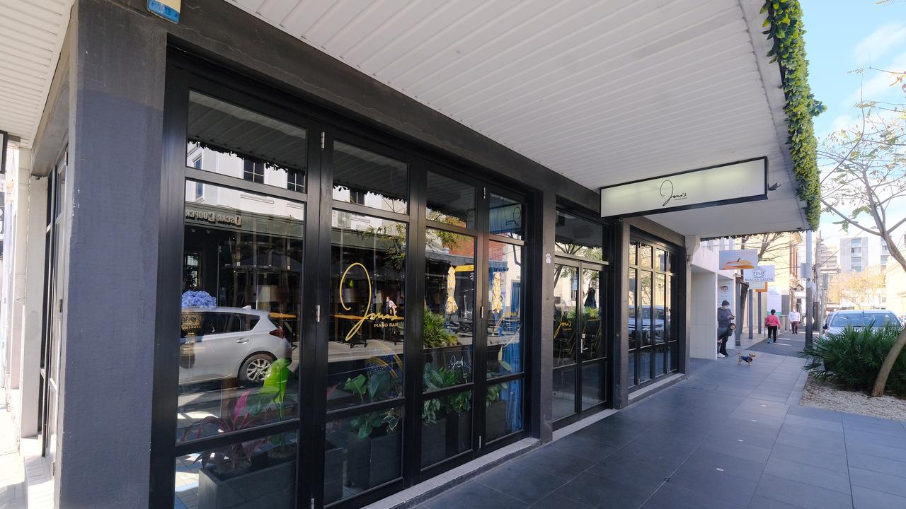 The closed up shop front of Jono’s Piano Bar. Picture: NCA NewsWire / Luis Ascui