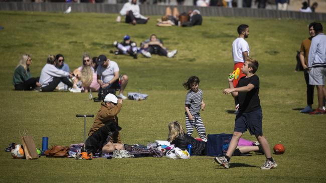 Victorians can now gather in groups of five from two households if fully vaccinated. Picture: NCA NewsWire / Paul Jeffers