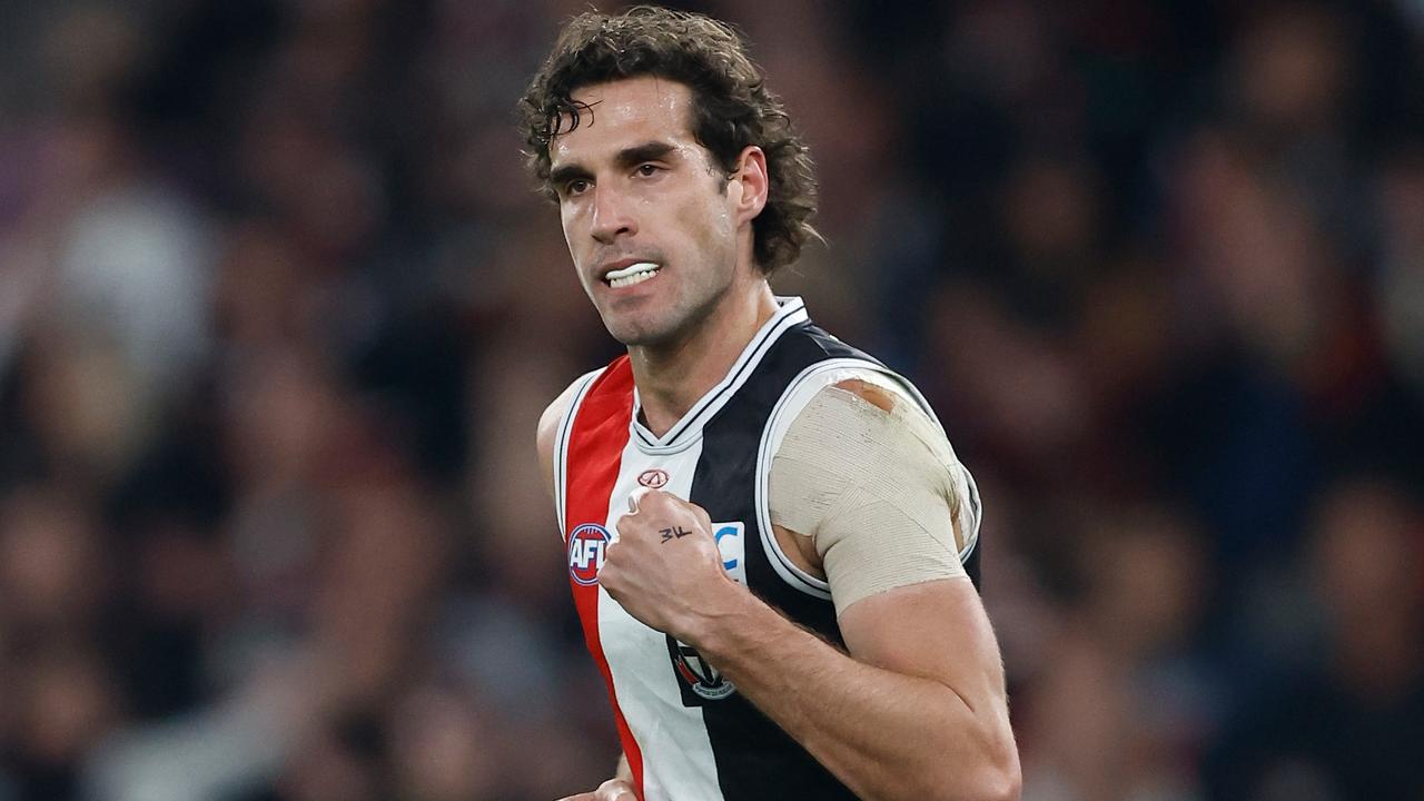 ‘I will play’: Injury-plagued star plots return