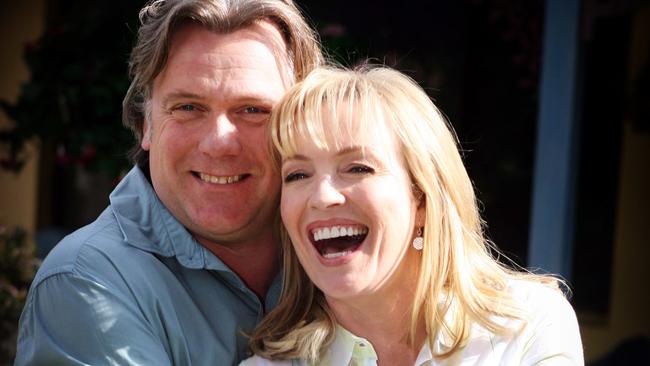 Actors Erik Thomson and Rebecca Gibney return as Dave and Julie Rafter. Is there anything this couple can’t withstand?