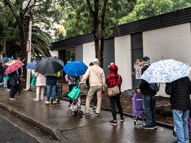 SYDNEY, AUSTRALIA - NewsWire Photos , JULY 23, 2022: Members of the public are seen queuing at the OzHarvest Market in Waterloo.  Picture: NCA NewsWire / Flavio Brancaleone