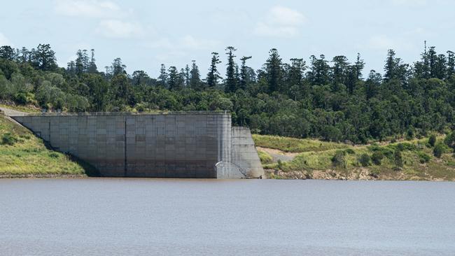 Paradise Dam. Photo: Paul Beutel