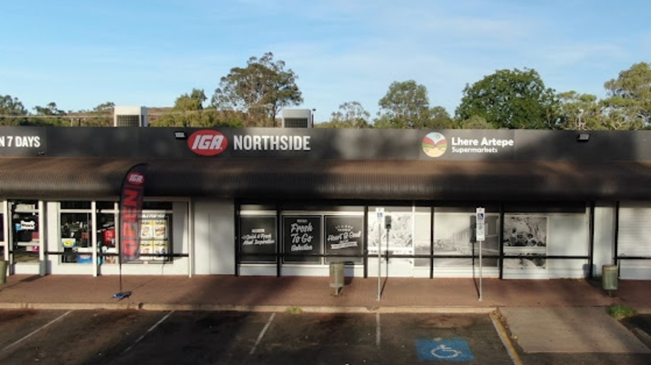 Man arrested after alleged armed hold-up at Alice Springs shop