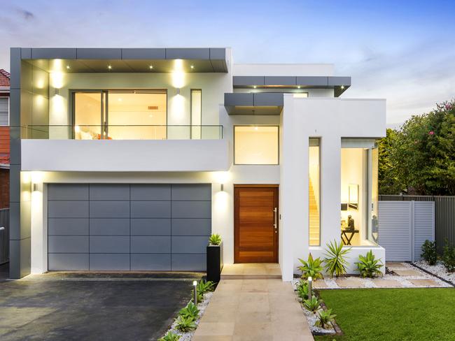 Strathfield home sells for $4.3 million | Daily Telegraph