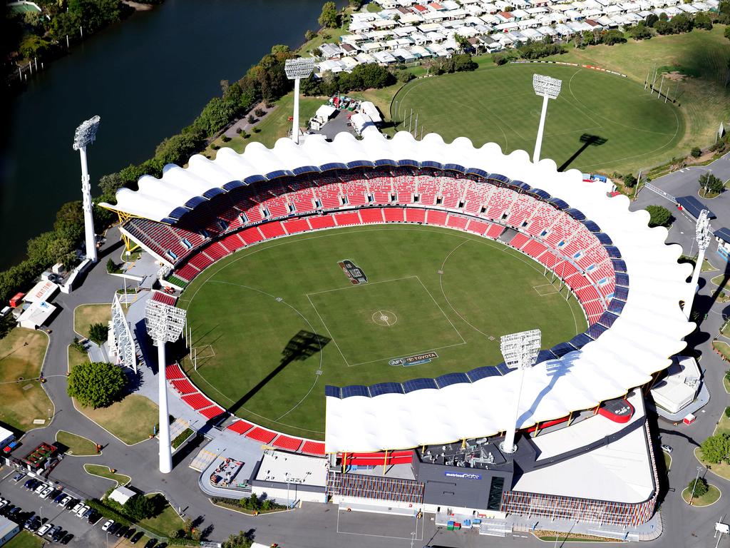 Gold Coast Suns chairman Tony Cochrane calls for Stadiums Queensland