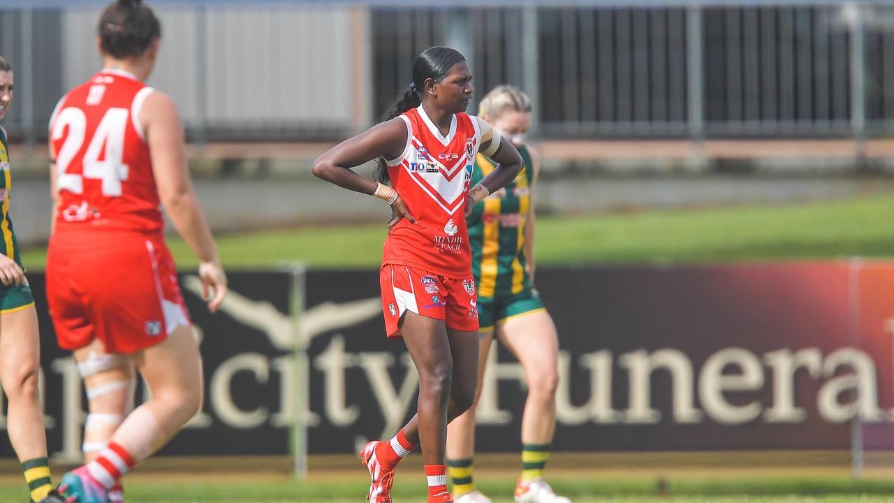 Waratah vs PINT in the 2022-23 NTFL womenÃ&#149;s grand final. Picture: PEMA TAMANG Pakhrin