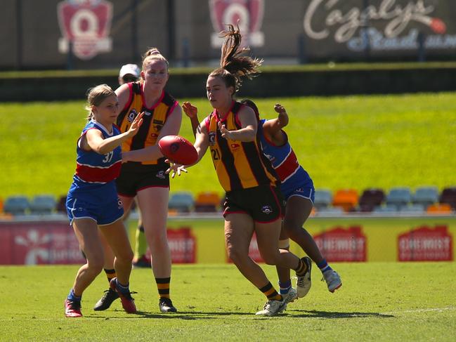 Pictured: Sophia Fowler. Manunda Hawks v CTB Bulldogs at Cazalys Stadium. Round 8 AFLW Cairns 2024. Photo: Gyan-Reece Rocha