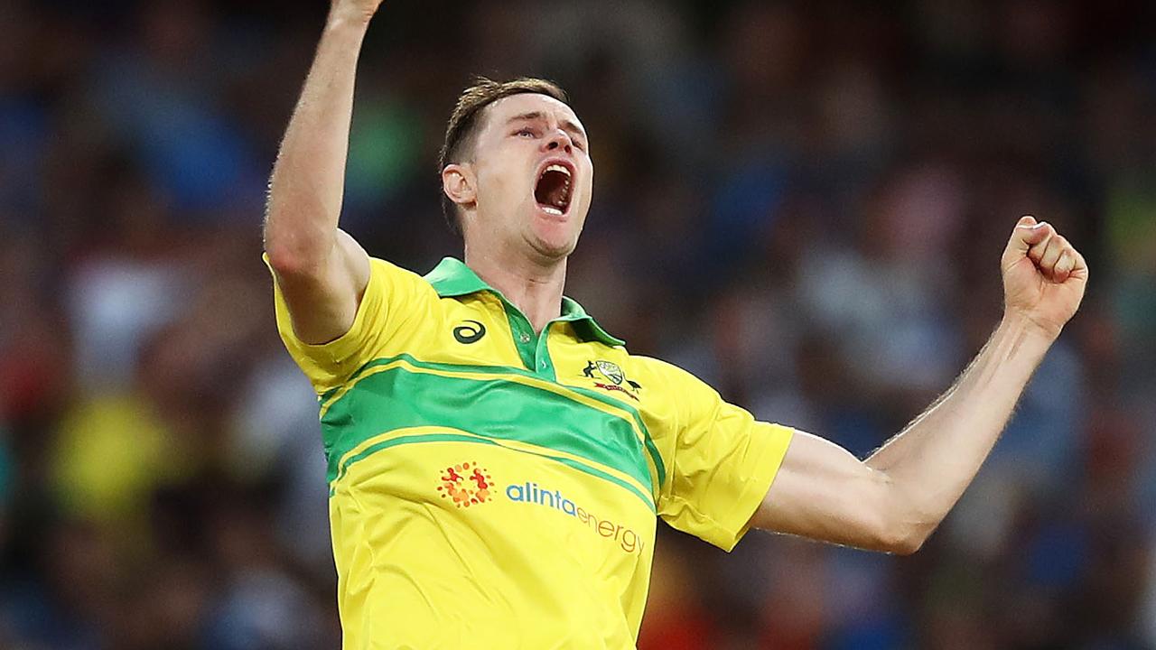 Jason Behrendorff sees no reason why he and Mitchell Starc can’t operate in the same attack.