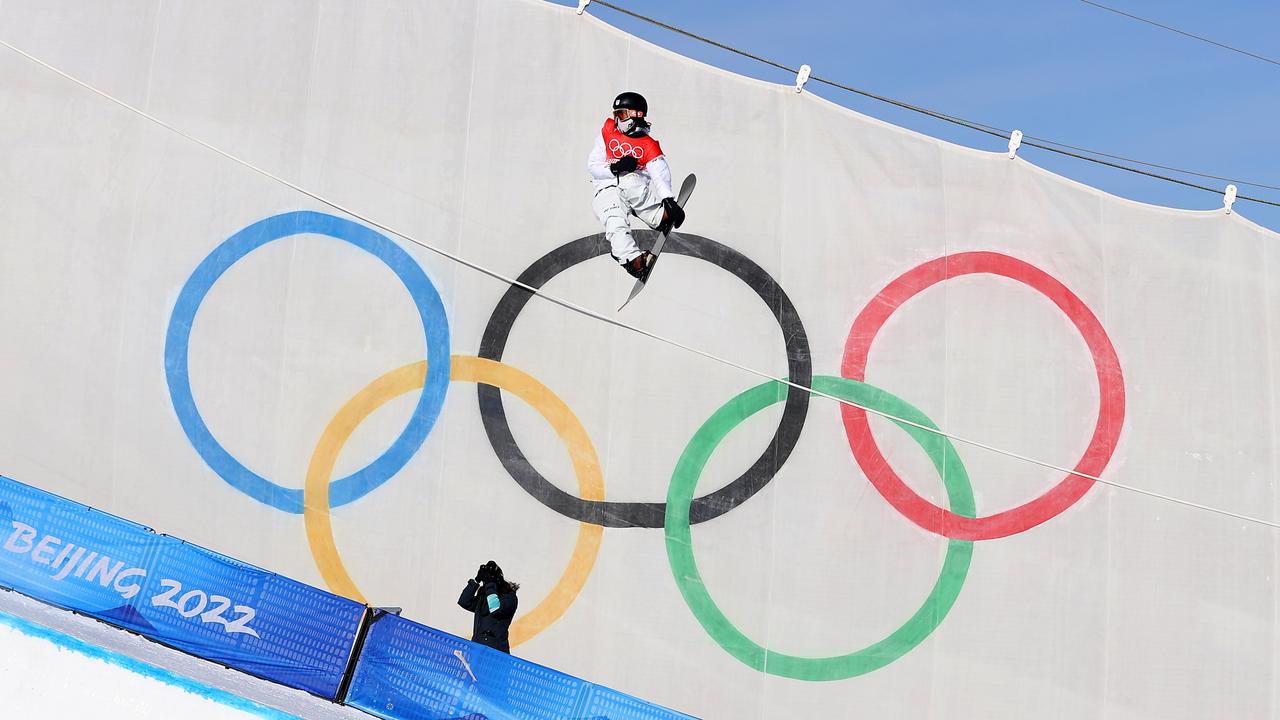 Ayumu Hirano recovered from a mid-final setback. (Photo by Cameron Spencer/Getty Images)