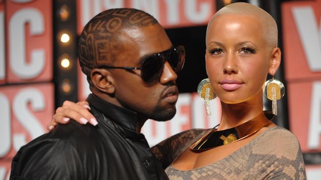 Kanye West and his girlfriend, Amber Rose in 2009.