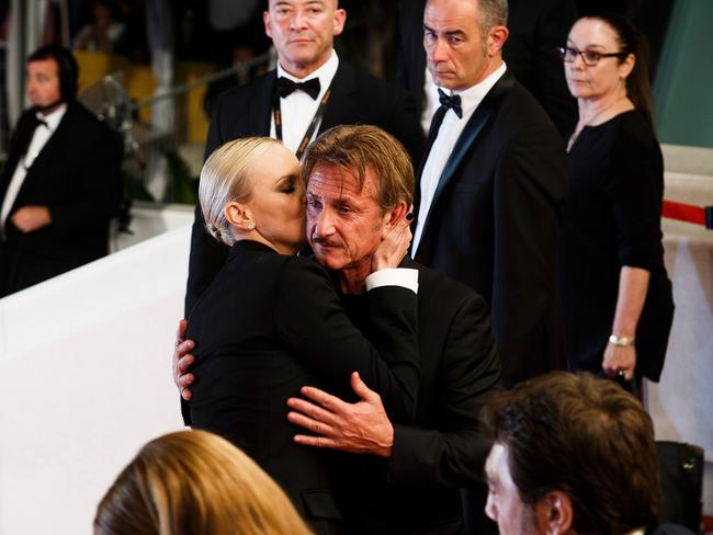 Charlize Theron, Ex Sean Penn Reunite at Cannes: Awkward Group Photo