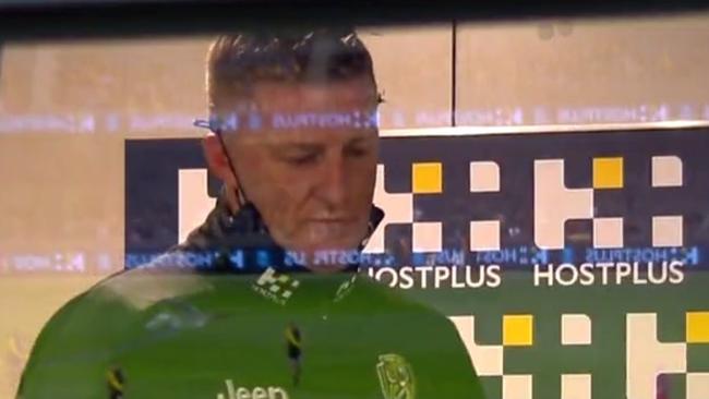 Damien Hardwick was not happy. Photo: 7AFL.