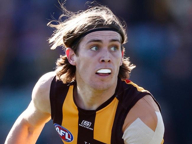 LAUNCESTON, AUSTRALIA - AUGUST 13: Will Day of the Hawks in action during the 2023 AFL Round 22 match between the Hawthorn Hawks and the Western Bulldogs at University of Tasmania Stadium on August 13, 2023 in Launceston, Australia. (Photo by Michael Willson/AFL Photos via Getty Images)