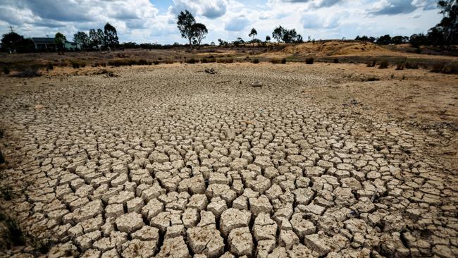 Dams across the Adelaide Hills and Fleurieu Peninsula have run dry.