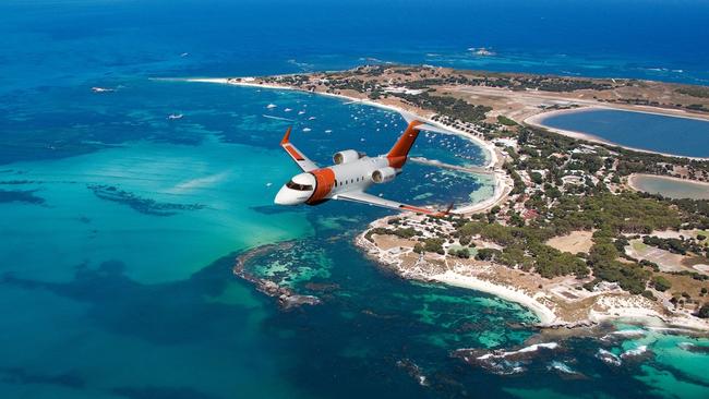 The Challenger rescue jet in action. 