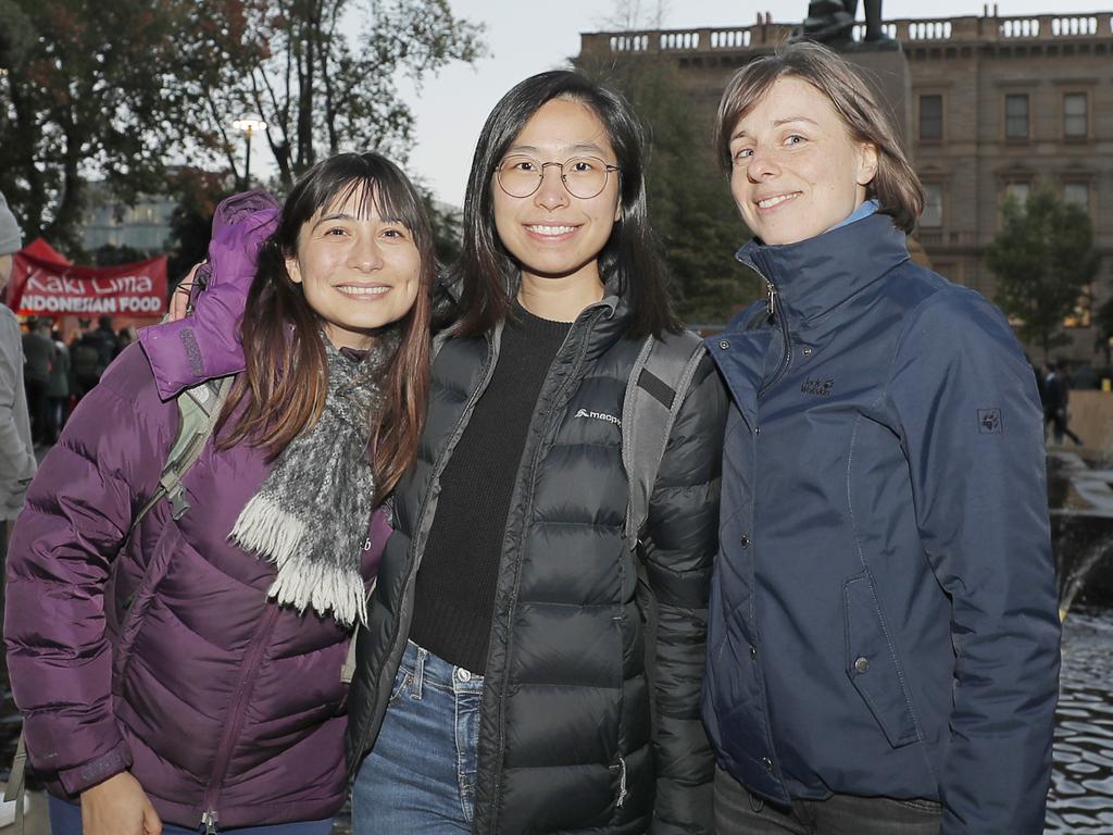 <p>Camila Espejo, of Chile, left, Chrissie Ong, of Malaysia, and Georgina Kalodimos, of Hobart, at the final Street Eats at Franko event for the season. Picture: PATRICK GEE</p>