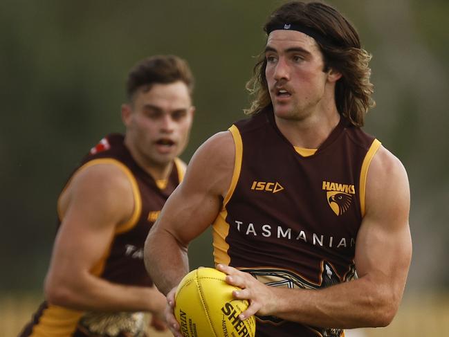 MELBOURNE, AUSTRALIA - FEBRUARY 15: Jai Newcombe of the Hawks looks to pass the ball during the Hawthorn Hawks AFL intra club match at La Trobe University on February 15, 2023 in Melbourne, Australia. (Photo by Daniel Pockett/Getty Images)