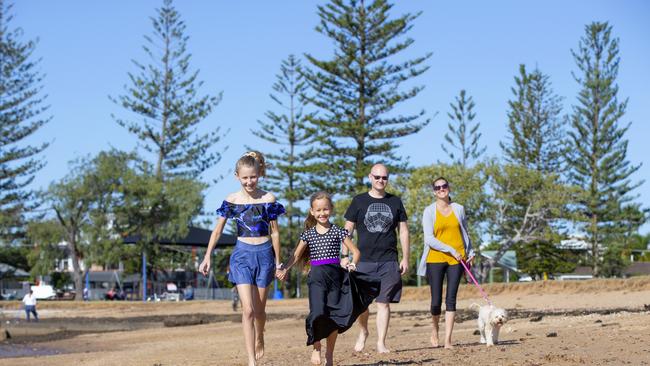 First day of relaxed coronavirus restrictions. Eloise, Abigail, Brett, Suzie and Pearlie Grecia enjoy a day out at Scarborough. Picture: Renae Droop