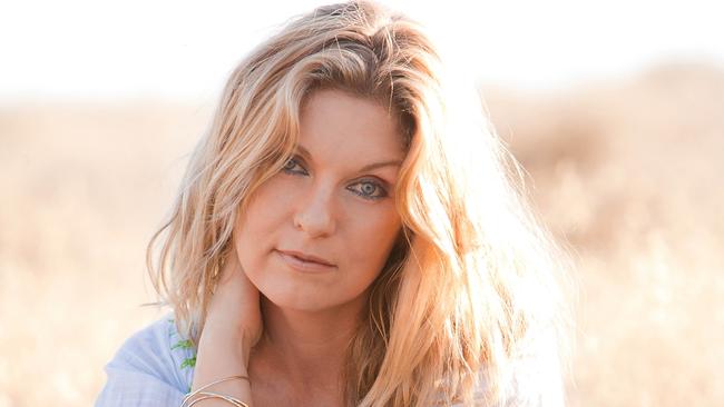 Sheryl Lee: “I am 51 now and lives have ups and downs and challenges.”