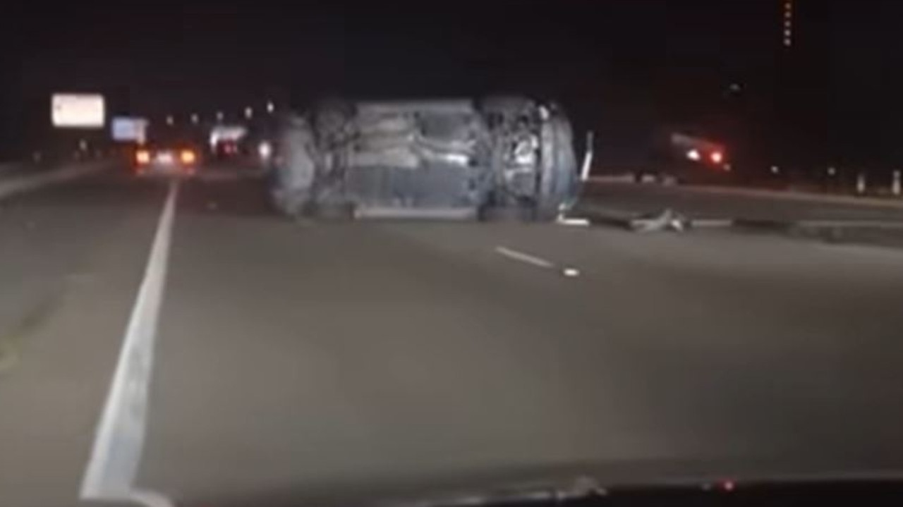 Man taken to hospital after three vehicle M1 crash