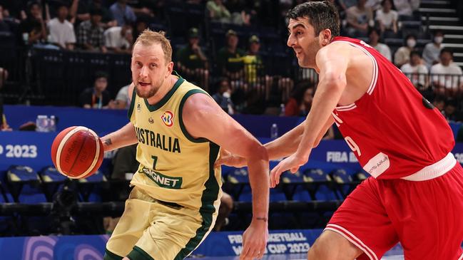 Joe Ingles drives to the basket during the FIBA World Cup Group K game between Australia and Georgia at Okinawa Arena. Picture: Getty Images