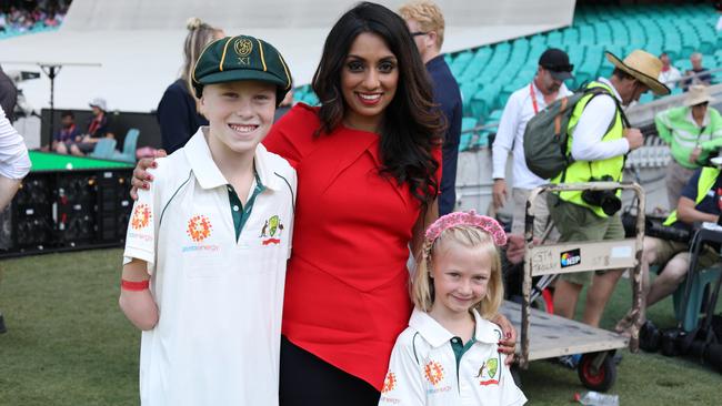 Knox Gibson (left) and Abby Hamm (right) won the SCG Trust's ‘roving reporter’ competition. Picture: Kate Theodor-Gallagher