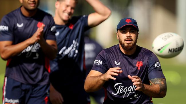 Matt Ikuvalu during a training session. Picture: Brendon Thorne/Getty Images