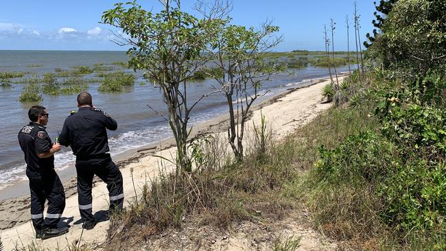 Emergency crews rushed to find three people reportedly stranded at Bakers Creek south of Mackay, January 25, 2023. Picture: Duncan Evans