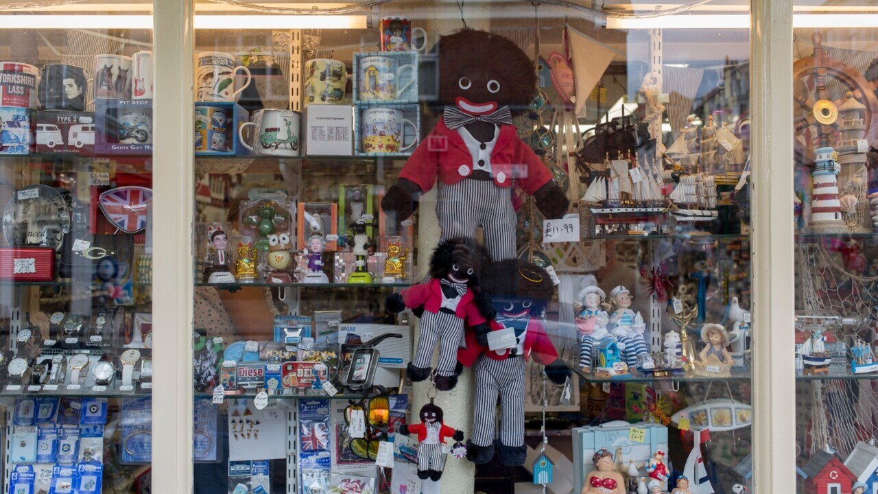 Tasmanian alderman loses ambassadorship over 'racist' golliwogs