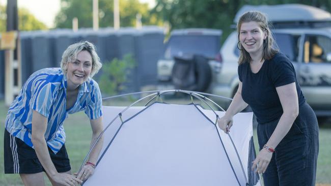 BARUNGA, AUSTRALIA - NewsWire Photos - JUNE 08, 2024: Meg and Georgie set up camp as the annual Barunga Festival, 375 km south of Darwin as the community of Barunga opens its doors to the world in a celebration of Culture, Sport and Art Picture: NewsWire / Glenn Campbell