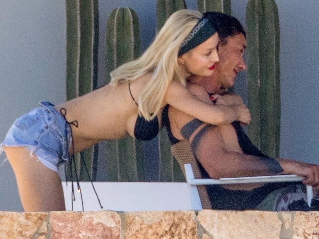 The couple engaged in some PDA in sunny Cabo. Picture: HEM/BACKGRID