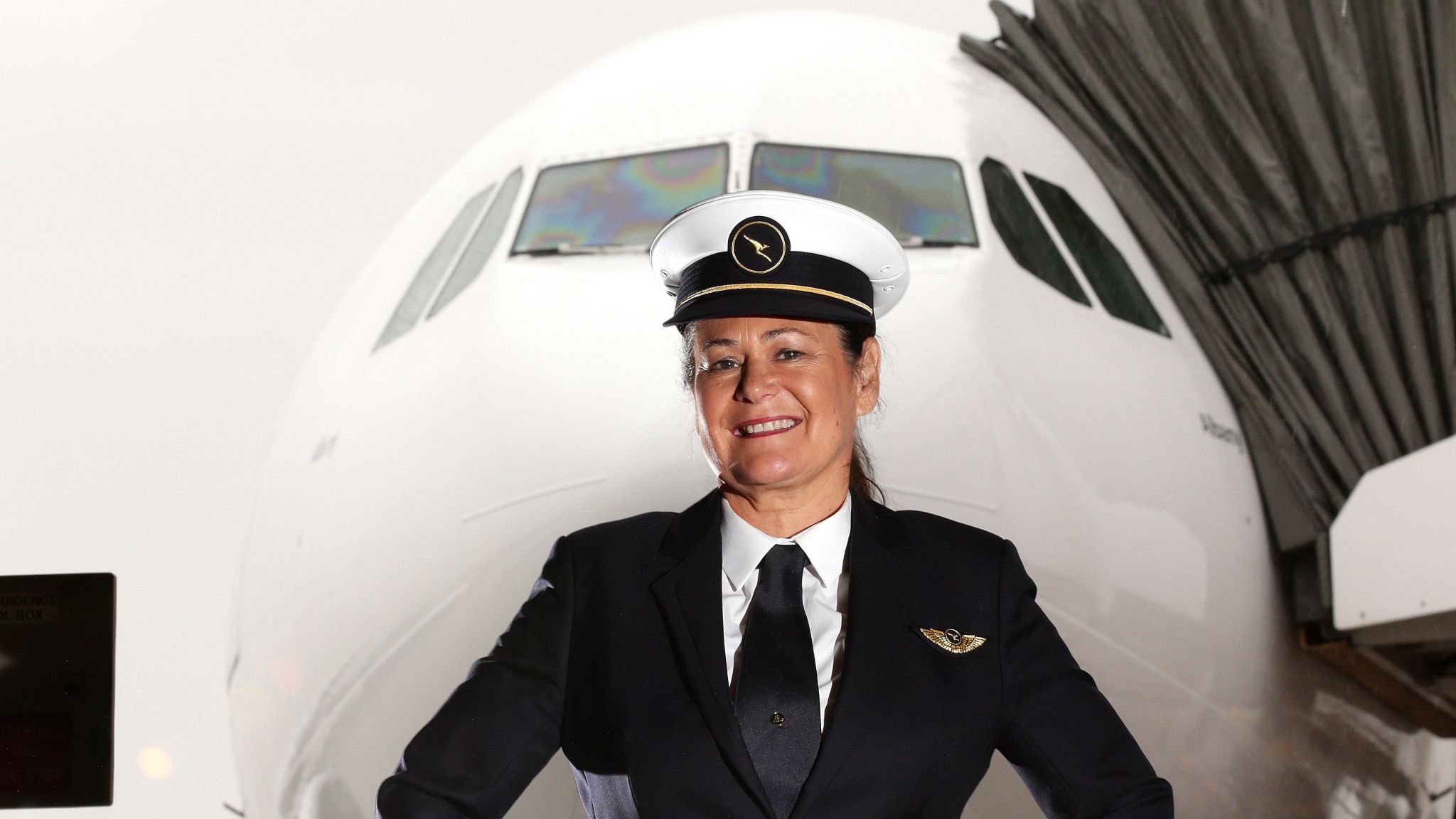 Top Female Pilot Slams Toxic Culture Following Qantas Allegations The