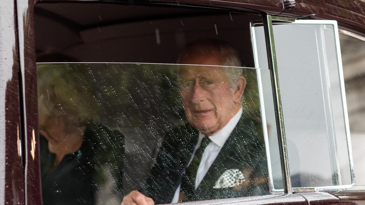 King Charles III and Queen Consort Camilla return to Buckingham Palace. Picture: Wiktor Szymanowicz/Anadolu Agency via Getty Images.