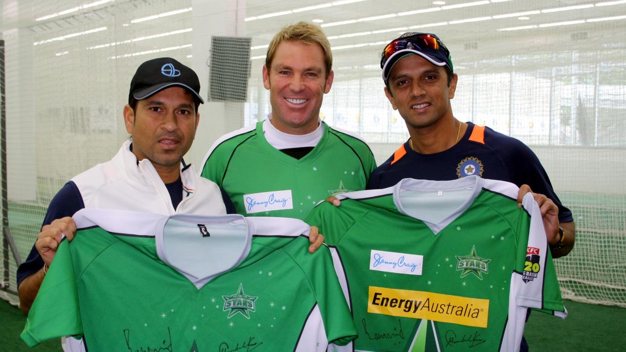 Shane Warne in Stars colours with Indian legends Sachin Tendulkar and Rahul Dravid.