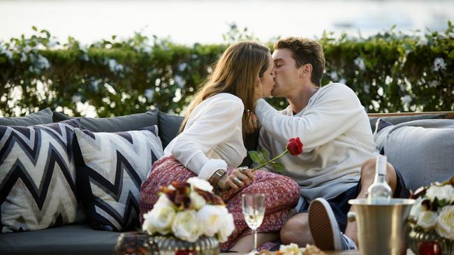 Matty J and Laura share their first kiss on The Bachelor in 2017. (Picture: Channel 10)