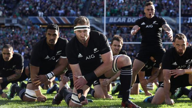 Wynne Gray picks his All Blacks squad to tame Lions.