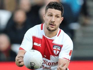 Gareth Widdop switched between half and five-eight during the match.