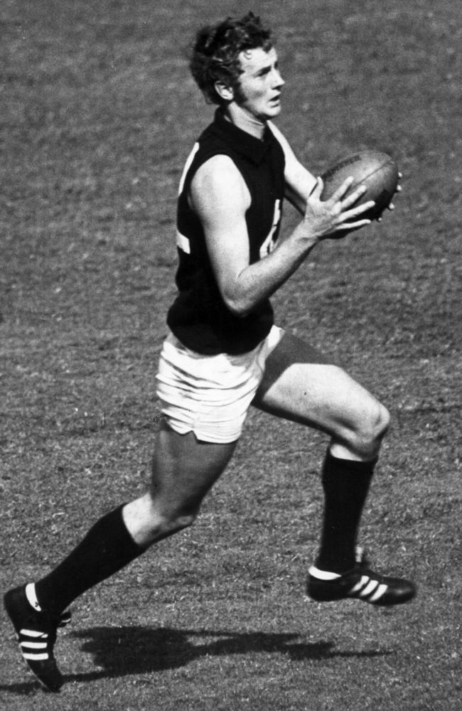 Walls in action for Carlton in 1969.