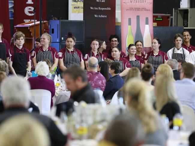 Top marks as high school serves up COVID lunch for 200