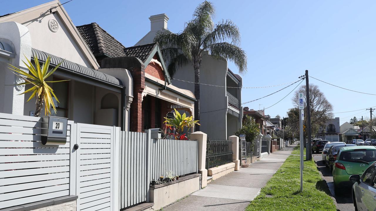 First home buyers will be able to opt into the property tax option from January 16, 2023. Picture: NCA NewsWire / Christian Gilles