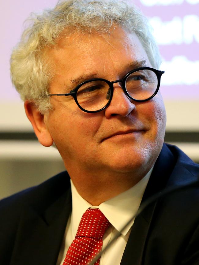 Queensland Law Society president Bill Potts. Picture AAPImage/ David Clark