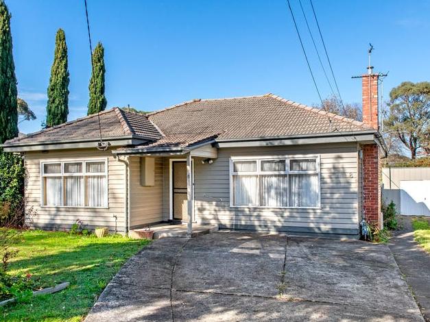 Mitcham house sells for more than $120,000 above expectations