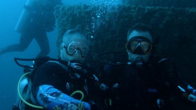 Mayor Tom Tate (left) and Deputy Premier Steven Miles visiting the new Gold Coast dive site off The Spit.