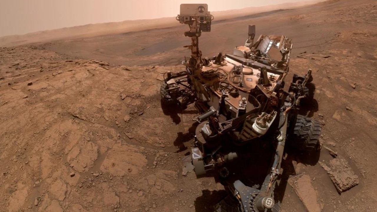 nasa-curiosity-mars-rover-takes-selfie-conducts-chemistry-experiments