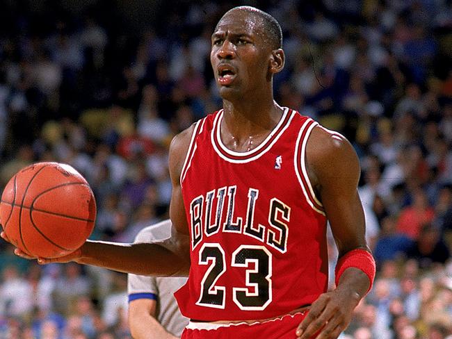 1989: Michael Jordan #23 of the Chicago Bulls with the ball during the game. Mandatory Credit: Mike Powell /Allsport