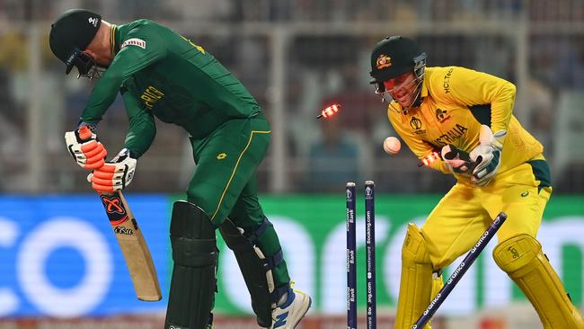 Heinrich Klaasen is bowled by Travis Head. (Photo by Gareth Copley/Getty Images)