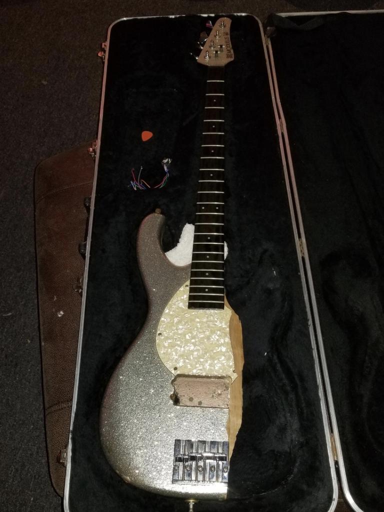 Allegedly, Flea's bass, which is now in the hands of a hardcore fan. Picture: Reddit/timc74